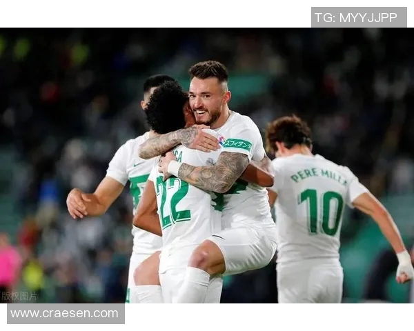 埃尔切与赫塔菲对决前瞻分析双方状态及战术布局探讨